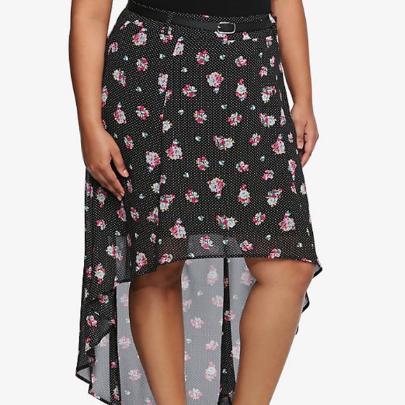 Torrid Floral Black High-Low Skirt - Picture 1 of 5